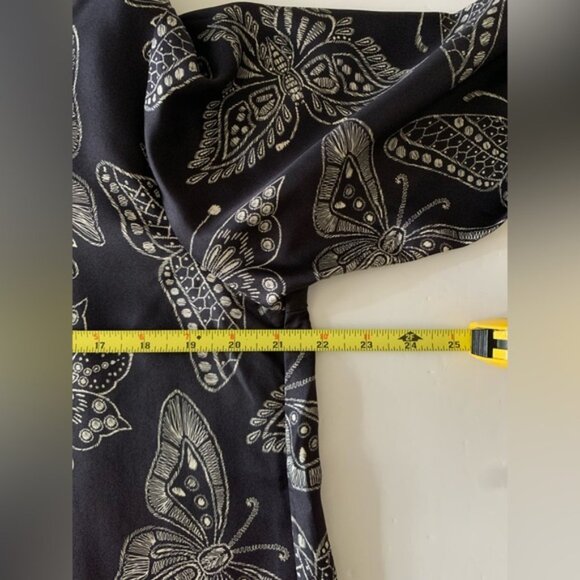 Johnny Was Womens Patsie Button-Up Silk Shirt Size Medium Black White - Picture 7 of 11